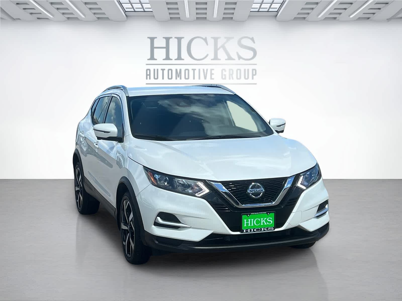 2022 Nissan Rogue Sport SL photo 2