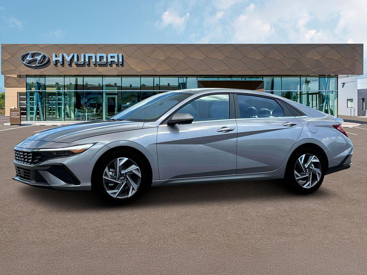 2025 Hyundai Elantra SEL Convenience photo 2