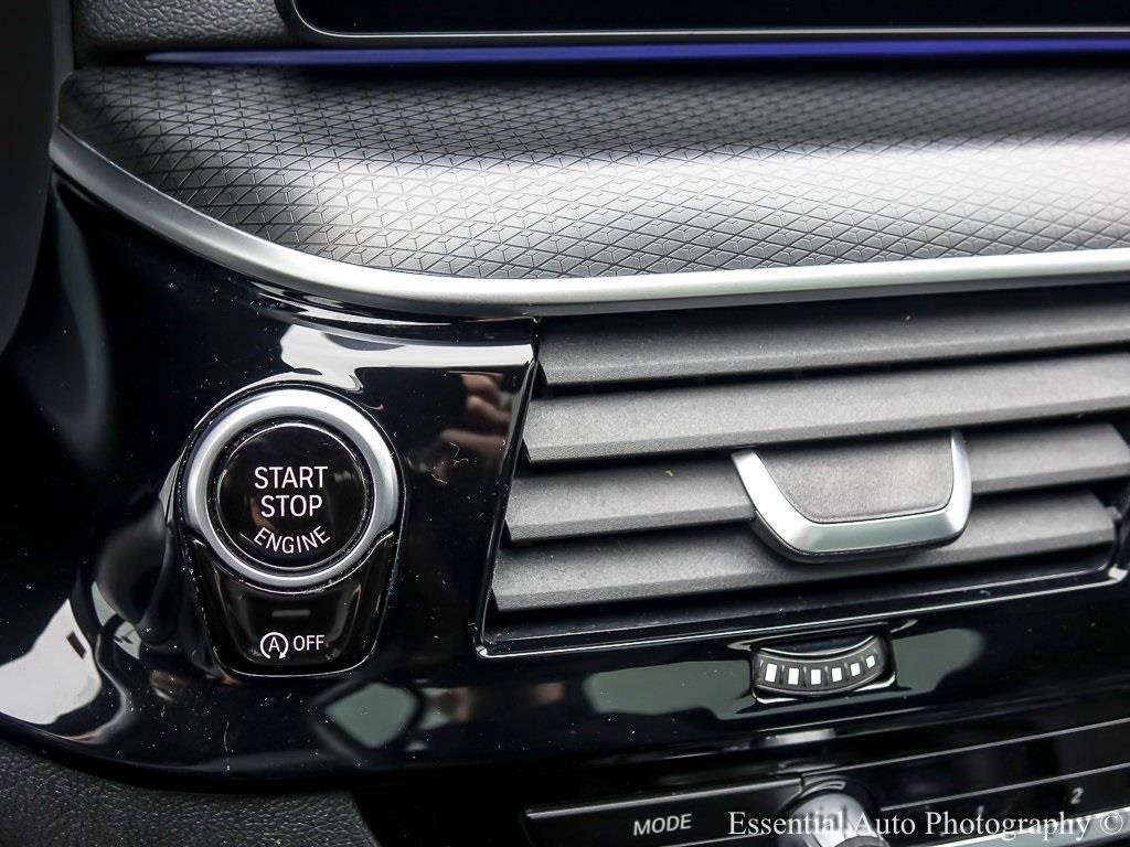 2021 BMW M550I - Image 16