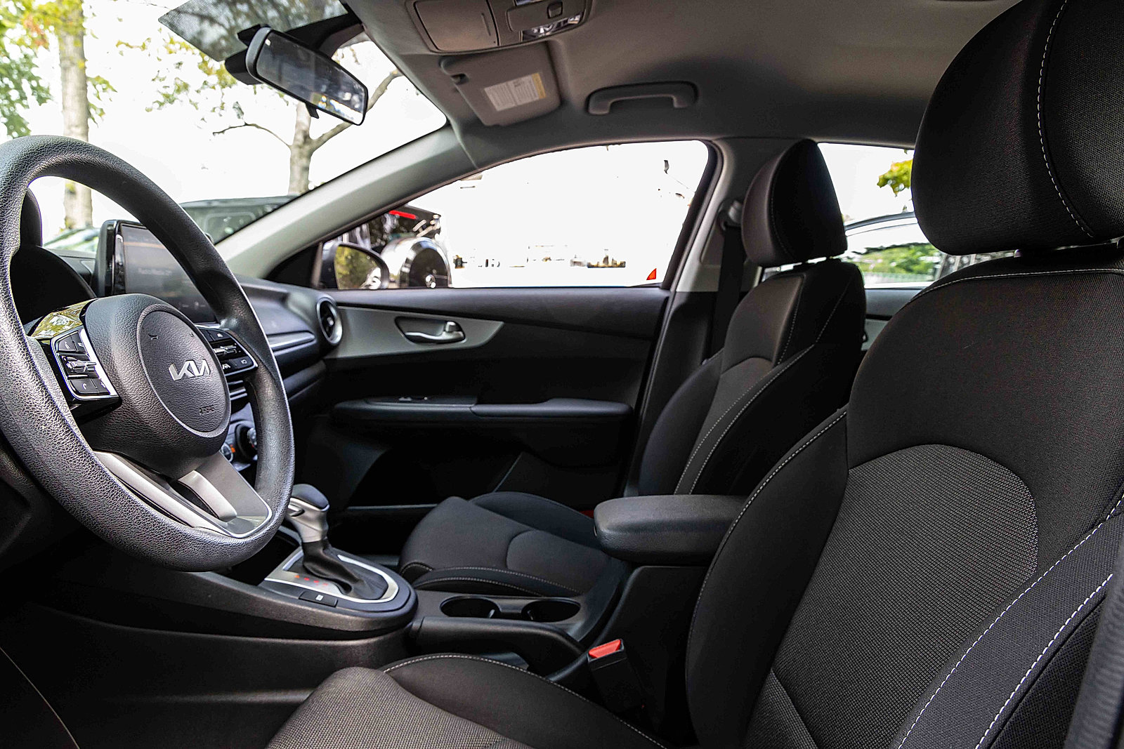 2023 Kia Forte LXS photo 8
