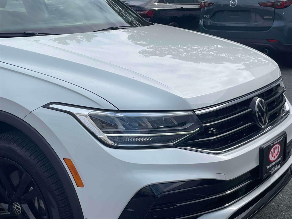 2022 Volkswagen Tiguan SE R-Line Black photo 8