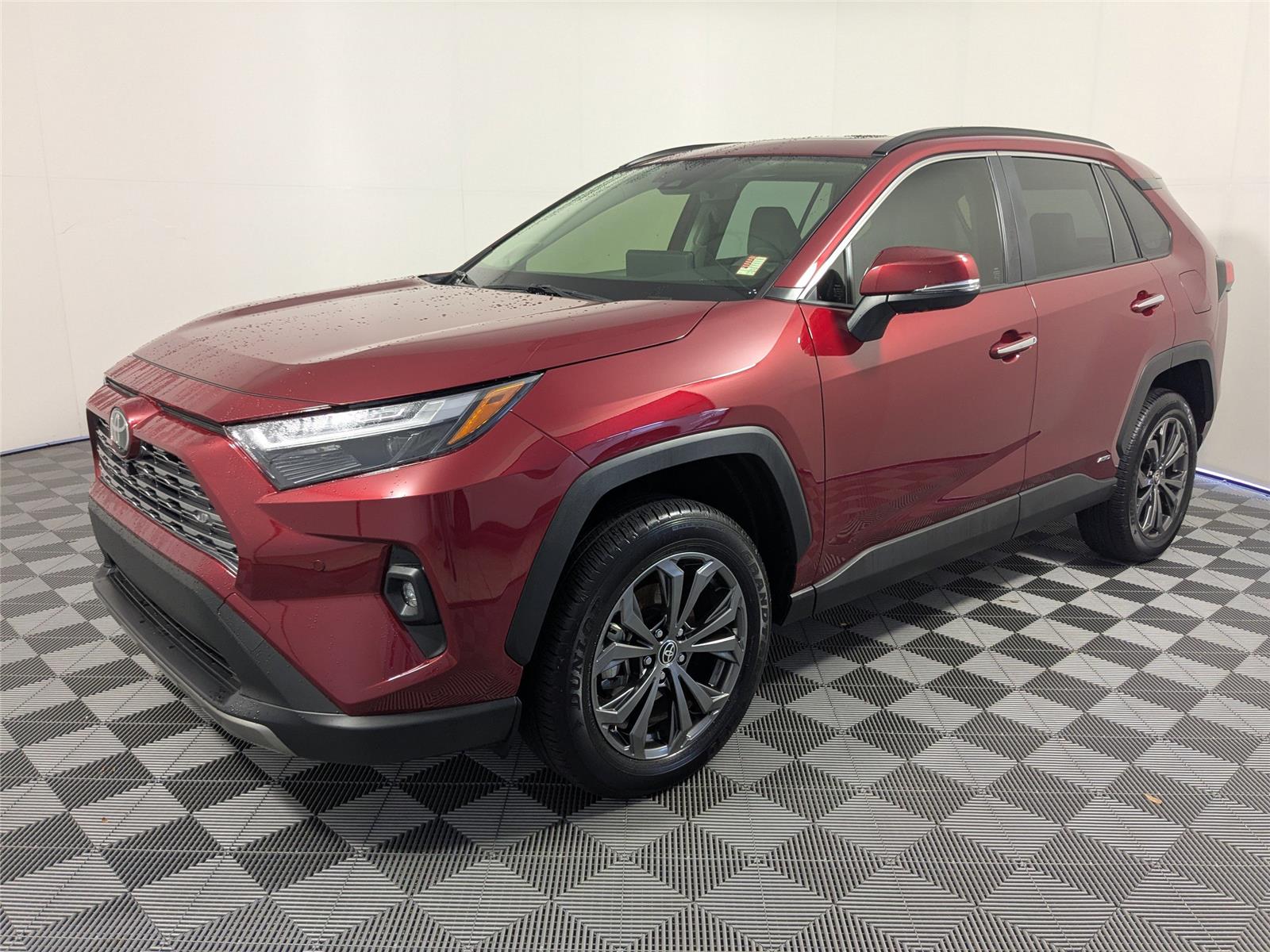 2025 Toyota RAV4 Limited's photo