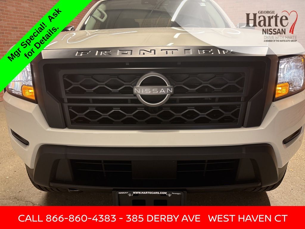 2024 Nissan Frontier S photo 25