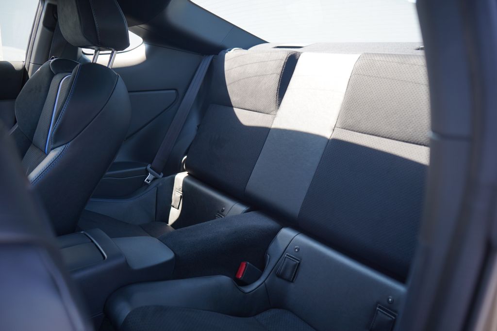 2025 Subaru BRZ tS photo 7