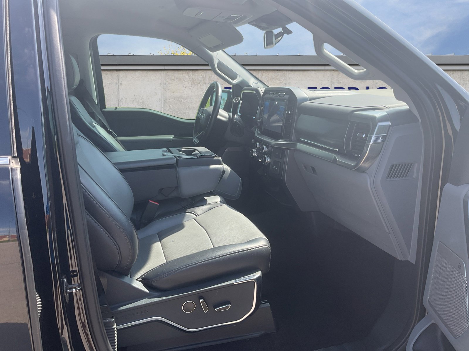2021 Ford F-150 Lariat photo 5