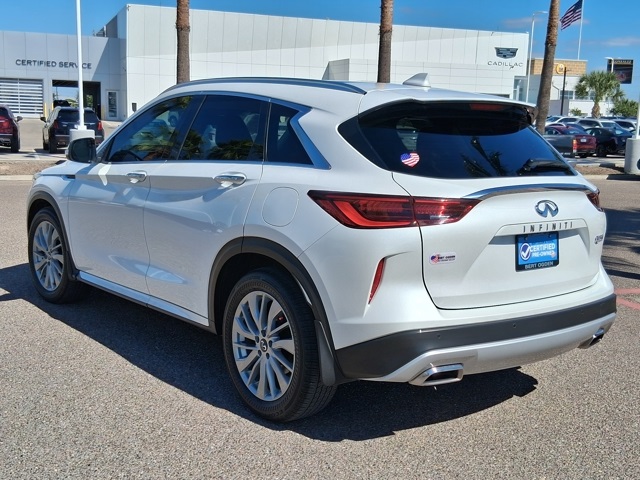 2023 Infiniti QX50 Luxe photo 2