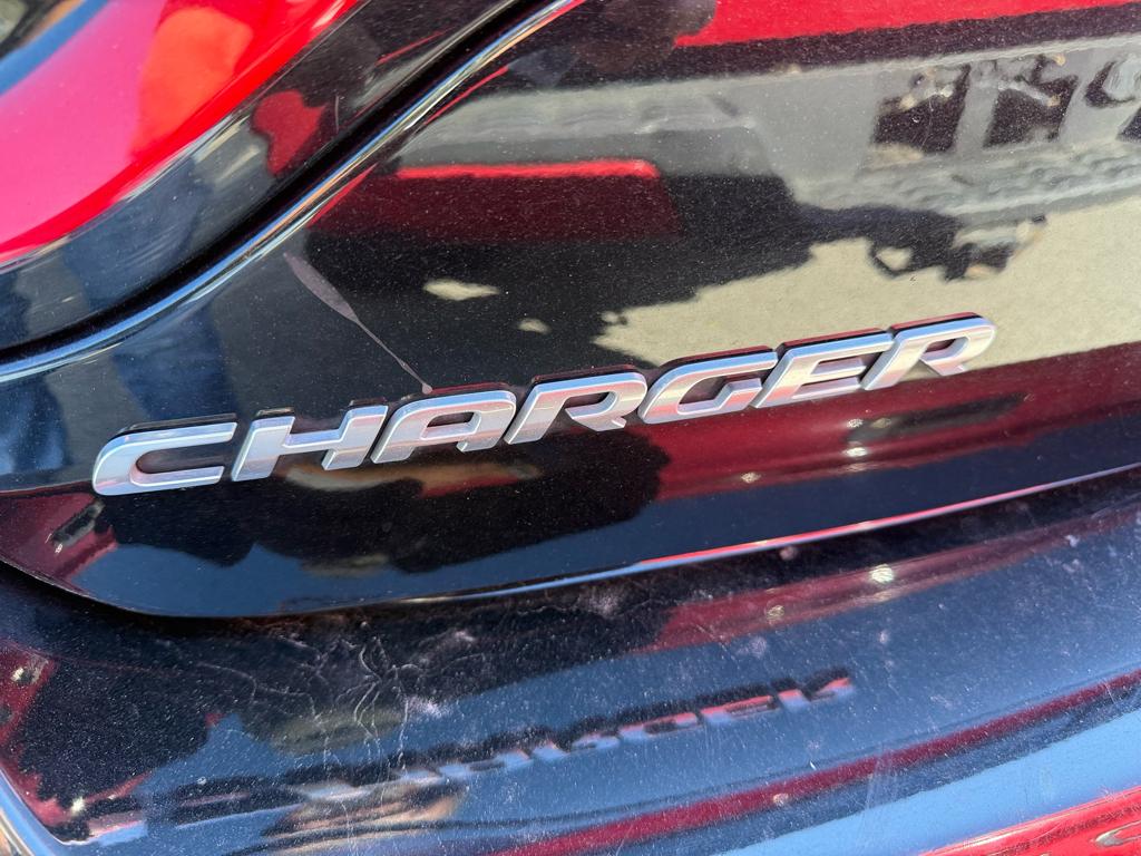 2023 Dodge Charger SXT photo 2