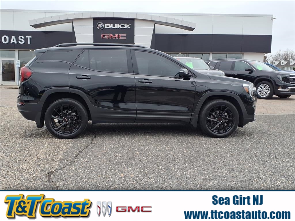 2023 GMC Terrain SLT's photo