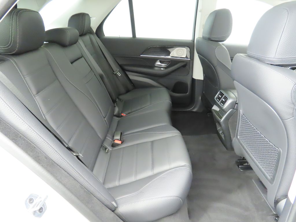 2025 Mercedes Benz GLE 450 4MATIC photo 21