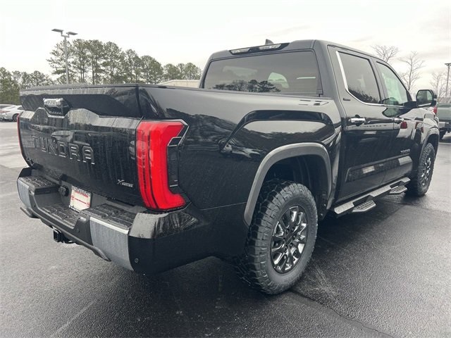 2025 Toyota Tundra Limited CrewMax photo 3