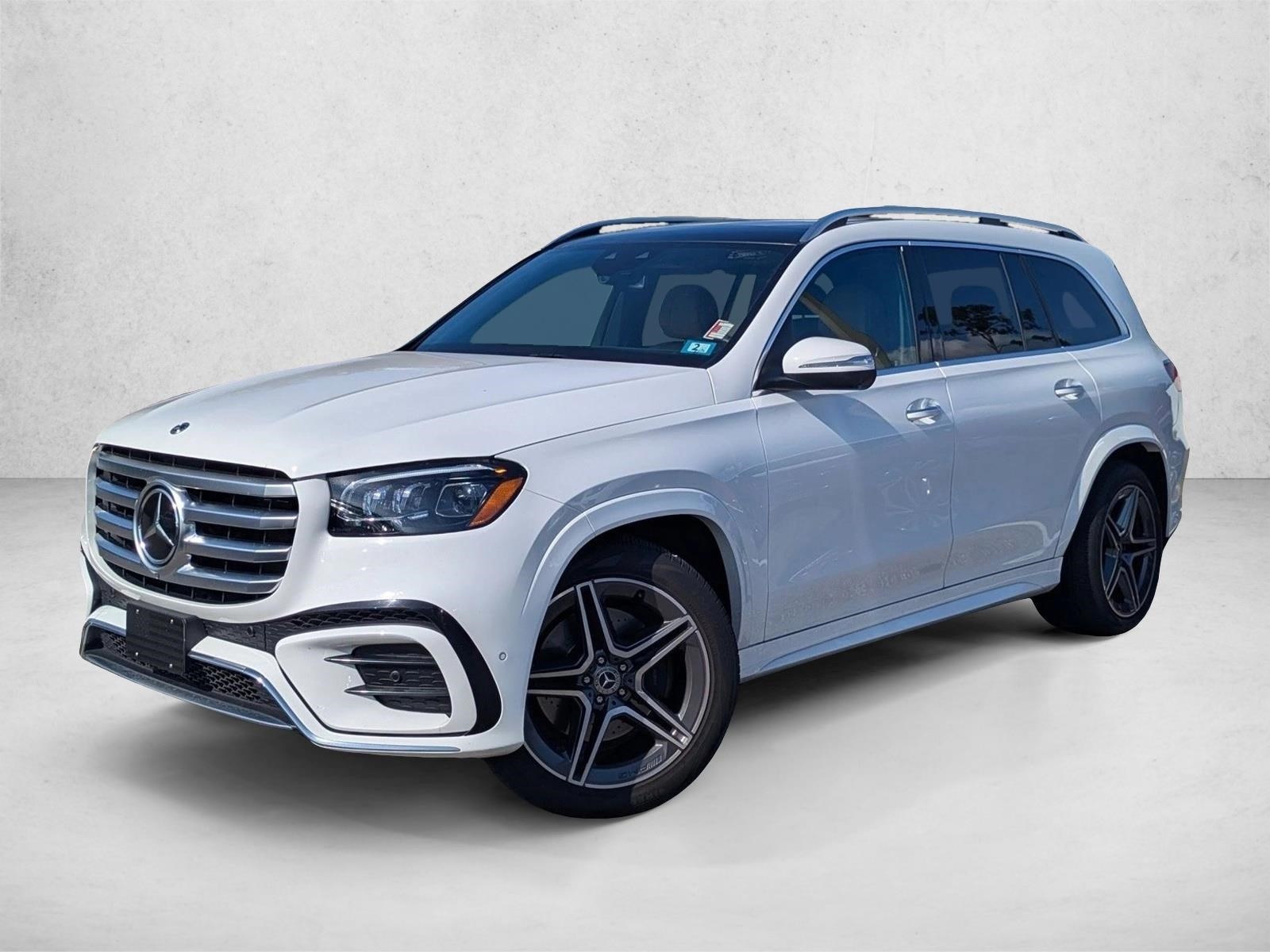 2024 Mercedes-Benz GLS Base's photo