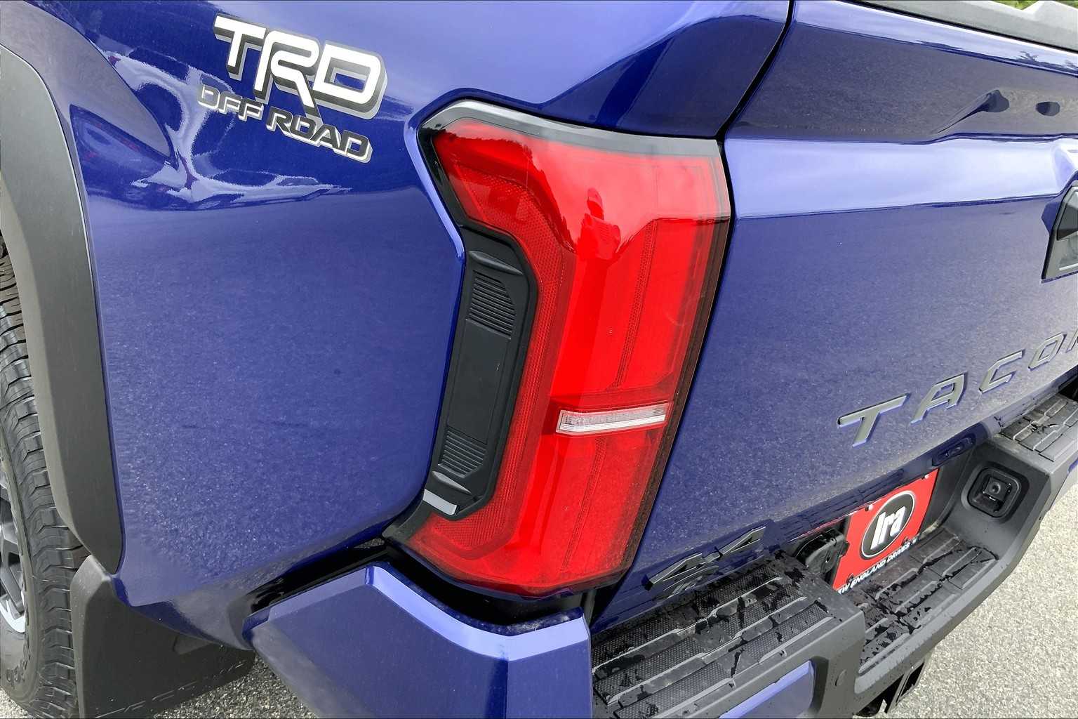2025 Toyota Tacoma TRD Off-Road 4x4 Double Cab photo 13