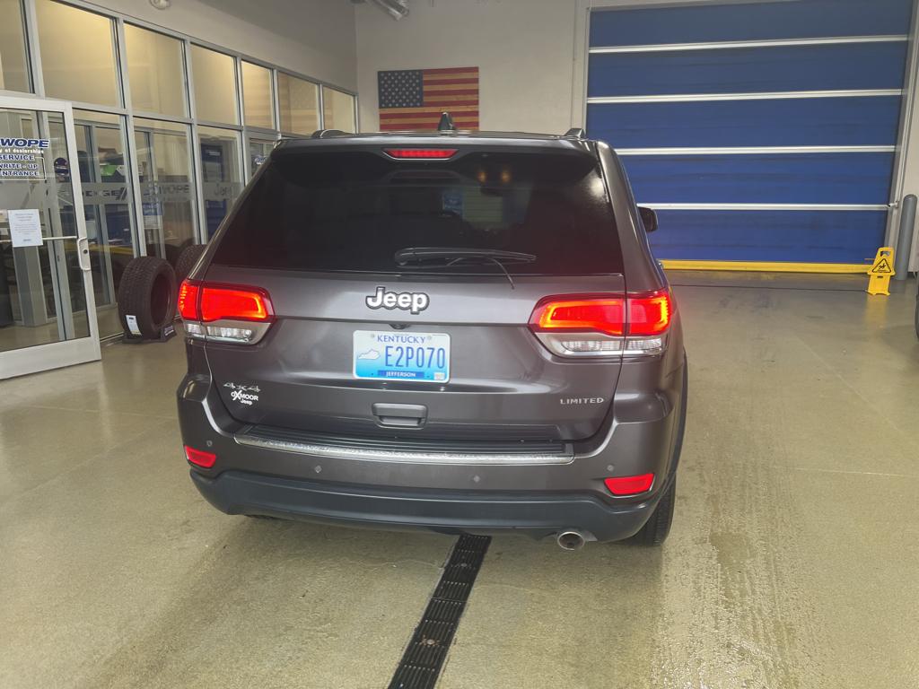 2020 Jeep Grand Cherokee Limited photo 2
