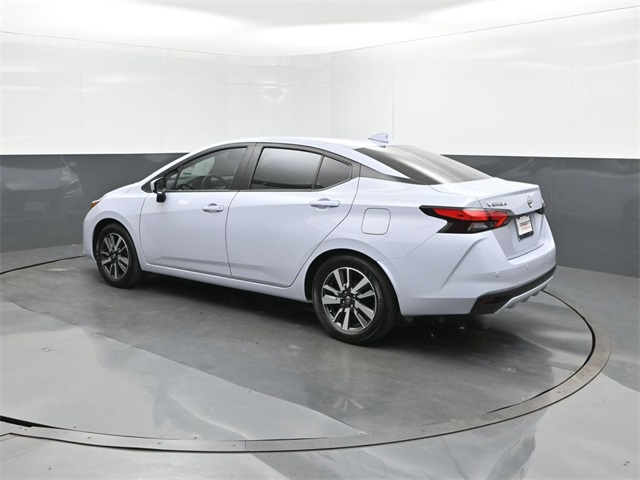 2025 Nissan Versa SV photo 5
