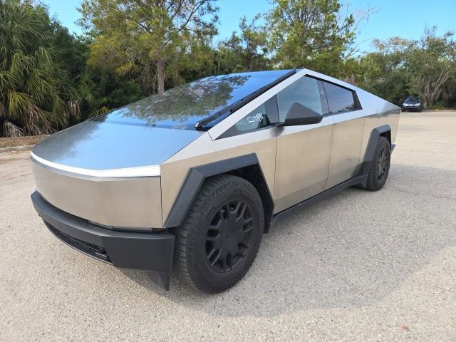 2024 Tesla Cybertruck Base