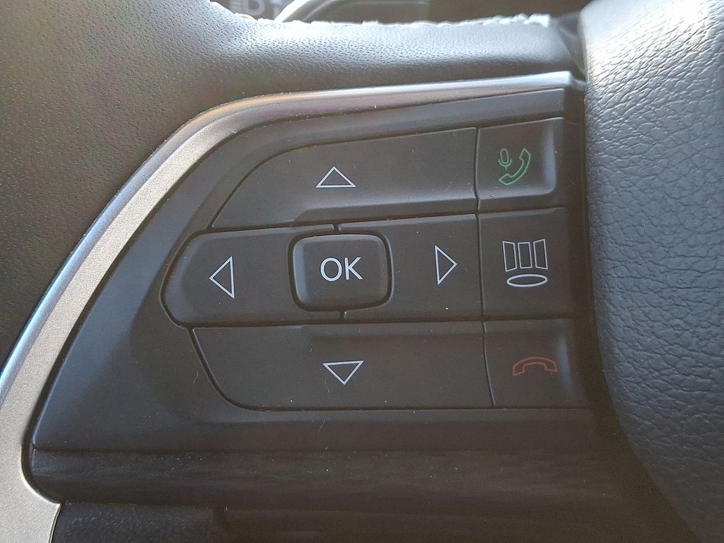2024 Jeep Grand Cherokee Altitude photo 19