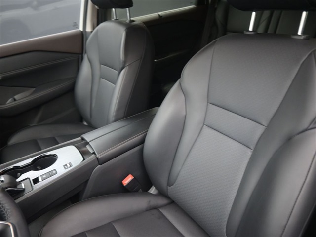 2023 Nissan Rogue SV photo 28