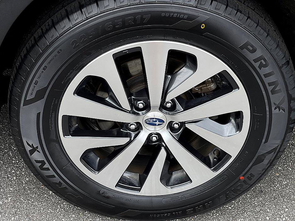 2023 Subaru Outback Premium photo 4