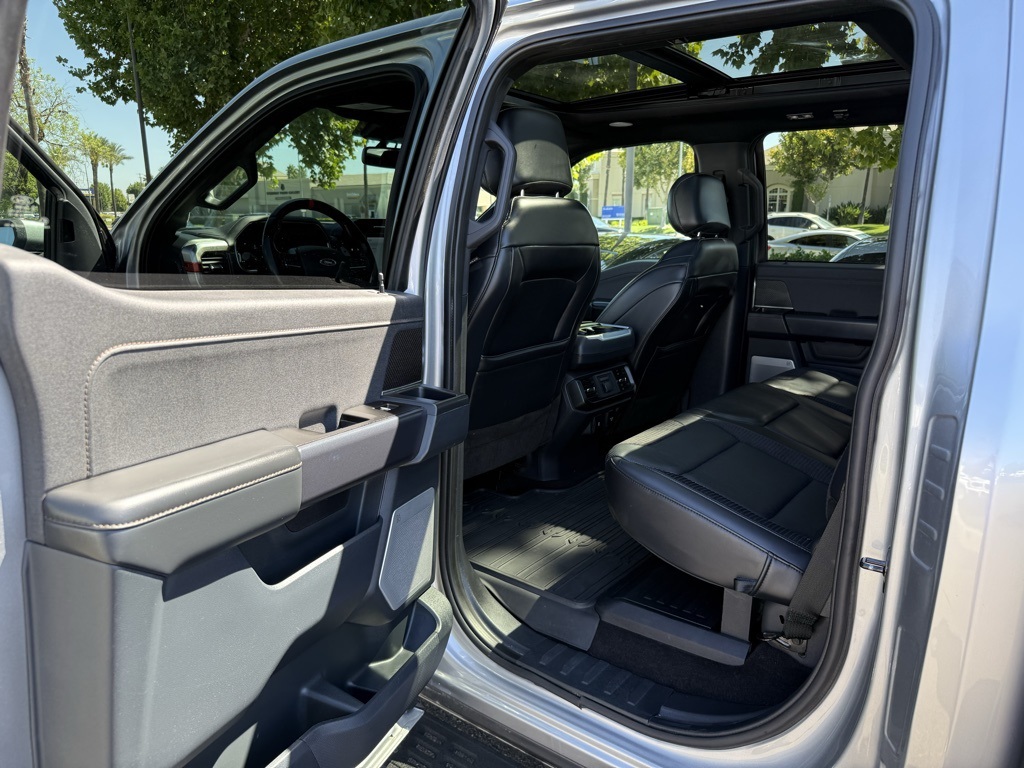 2021 Ford F-150 Raptor photo 19