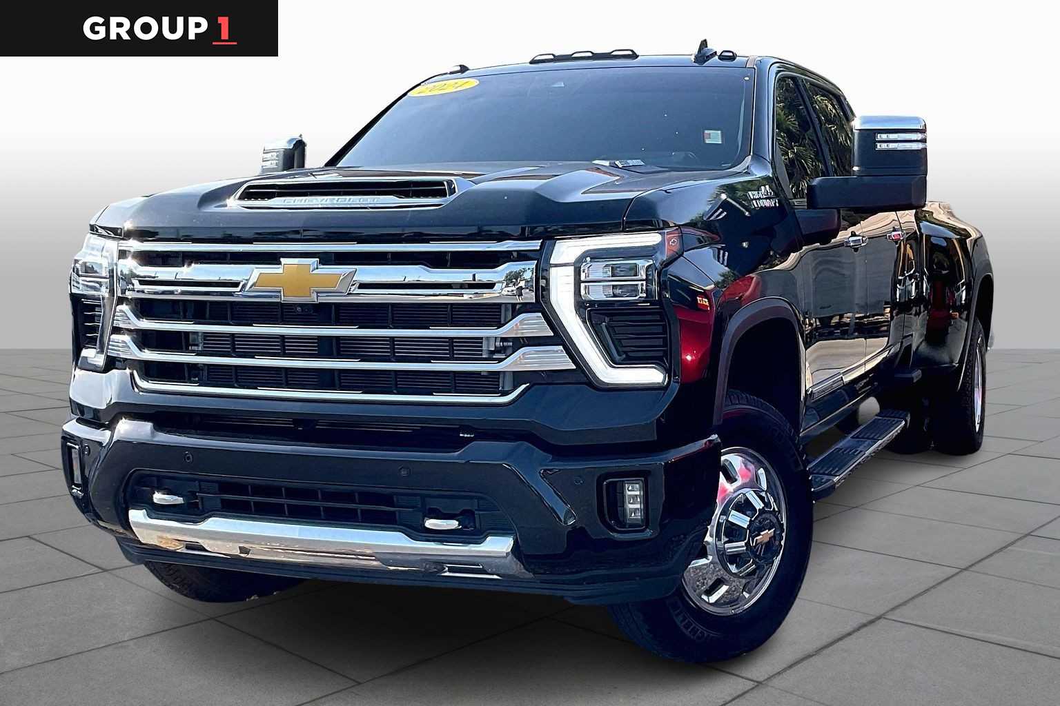 2024 Chevrolet Silverado 3500HD High Country's photo