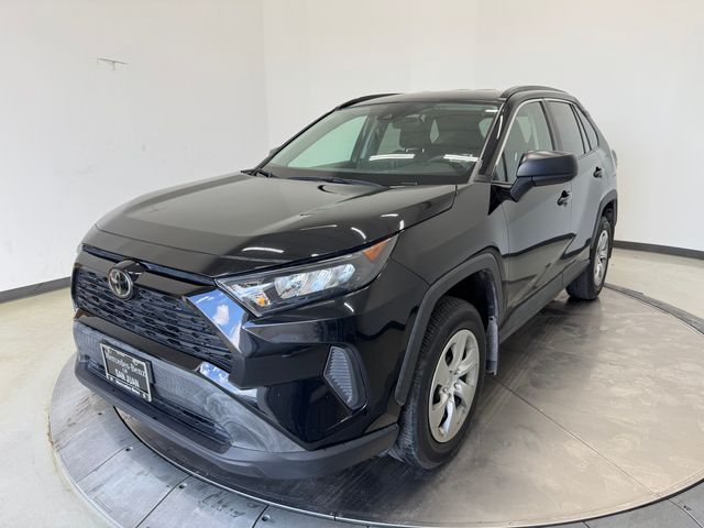 2021 Toyota RAV4 LE photo 30