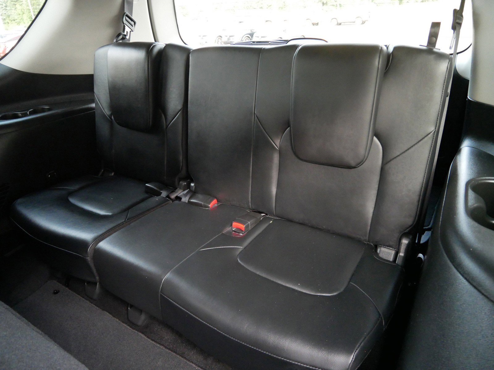 2024 Nissan Armada SL photo 10