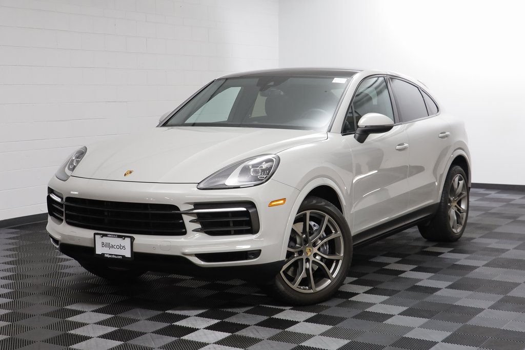2022 Porsche Cayenne Coup Platinum Edition's photo