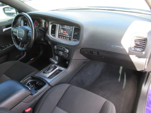 2023 Dodge Charger R/T photo 12