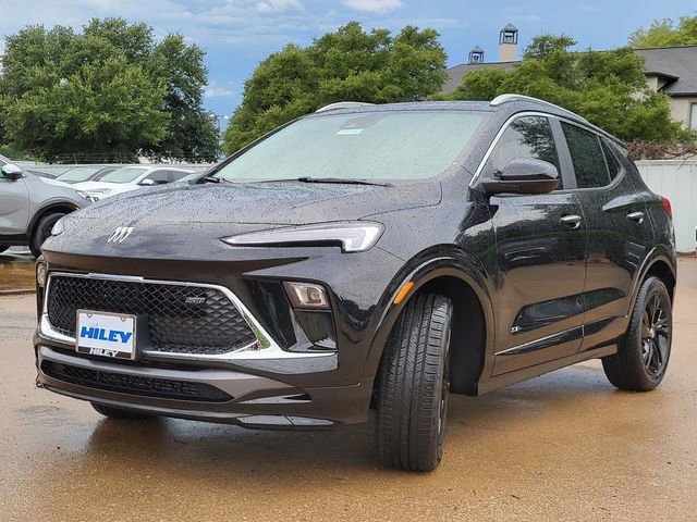 2026 Buick Encore GX Sport Touring photo 2