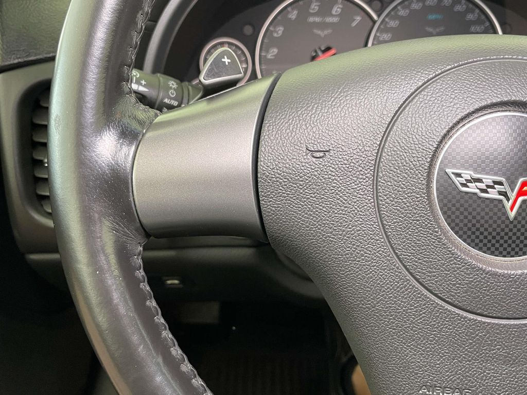 2006 Chevrolet Corvette Base photo 30