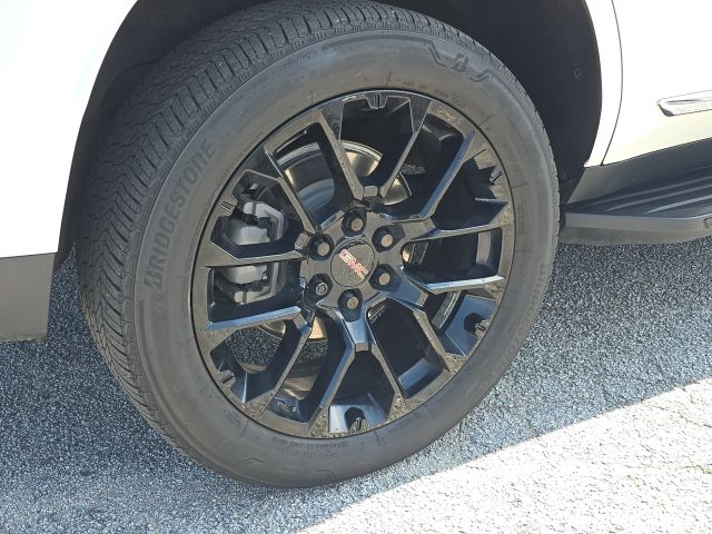 2023 Gmc Yukon SLT photo 9