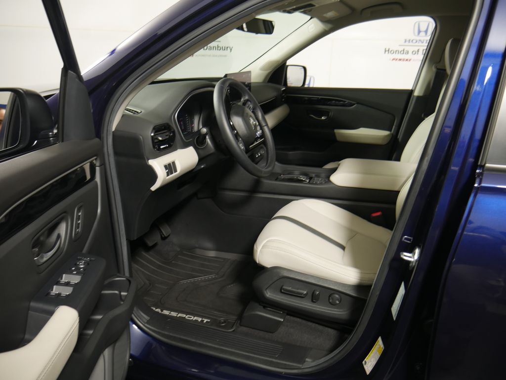 2026 Honda Passport photo 23