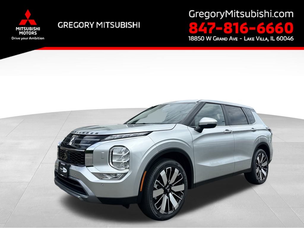 2025 Mitsubishi Outlander SE's photo