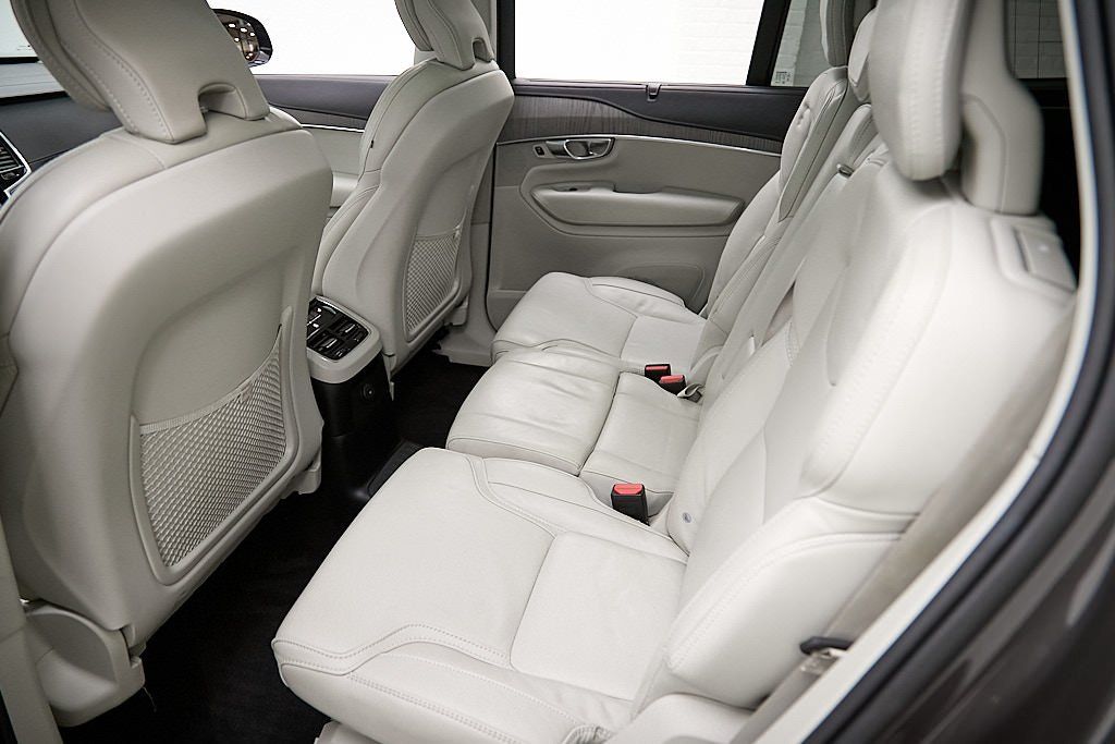 2023 VOLVO XC90 - Image 22