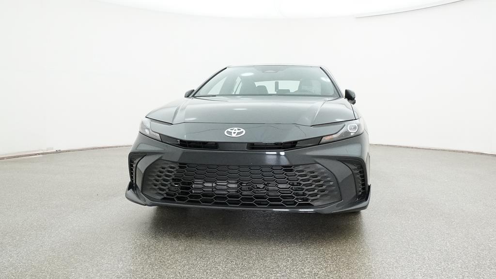 2025 Toyota Camry SE photo 3