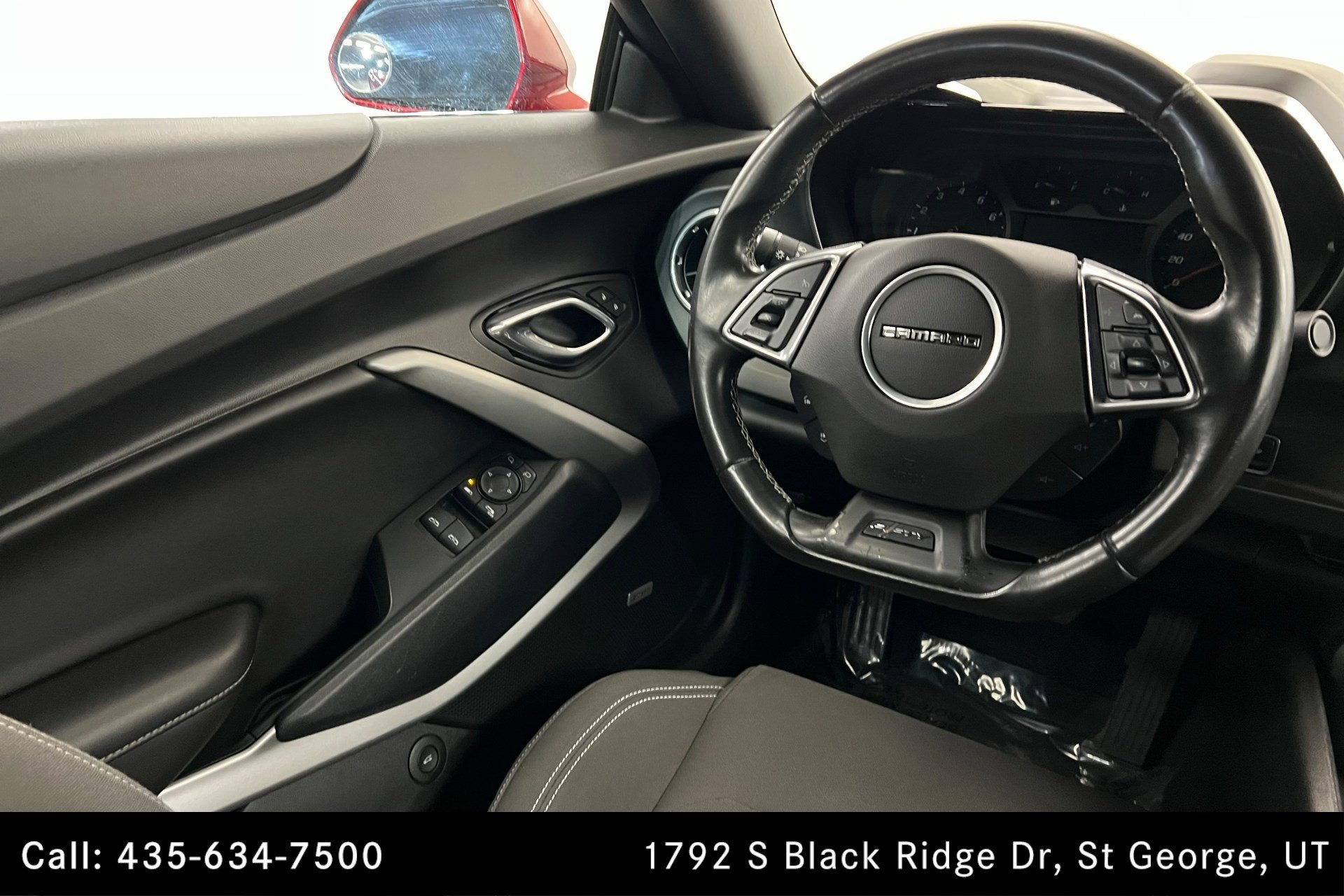 2017 Chevrolet Camaro 1LT photo 11