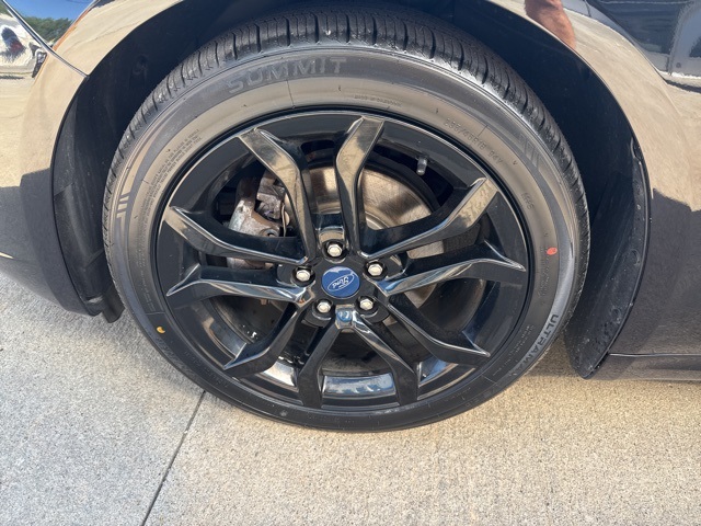 2019 Ford Fusion SE photo 8