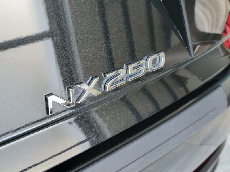 2024 Lexus NX 250 Premium photo 3