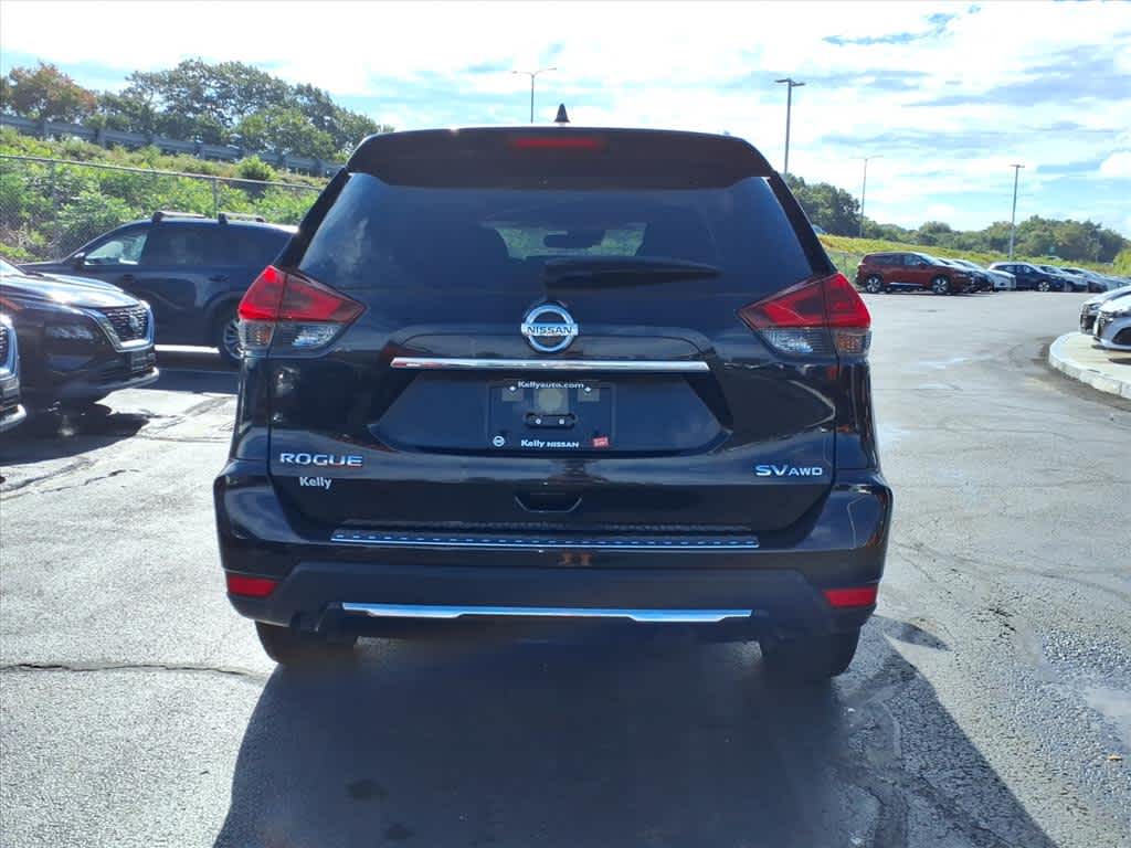 2020 Nissan Rogue SV photo 6