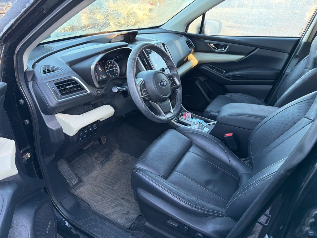 2022 Subaru Ascent Limited photo 4