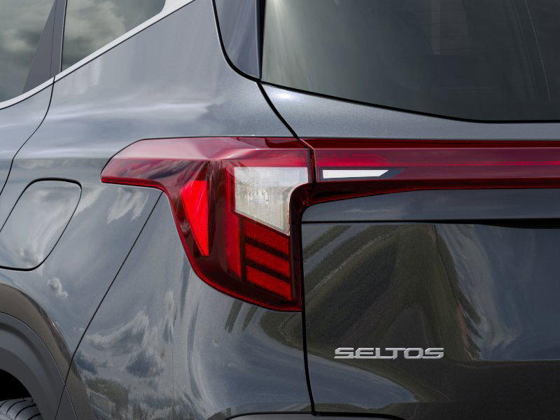 2024 Kia Seltos SX photo 9