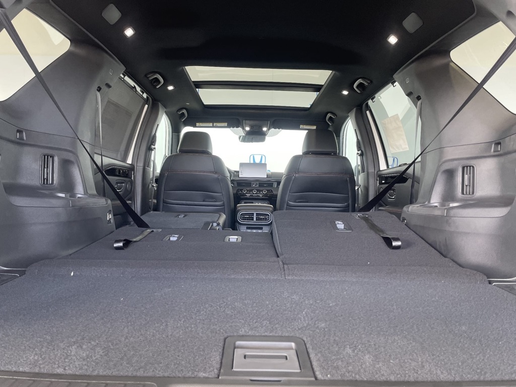 2025 Honda Pilot TrailSport photo 53