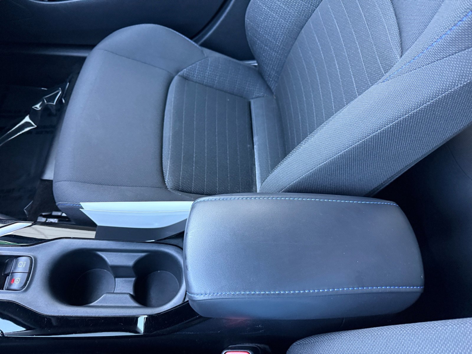 2022 Toyota Corolla SE photo 14