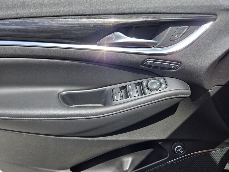 2021 Buick Enclave Avenir photo 22