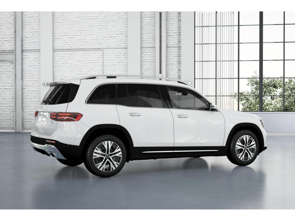 2024 Mercedes Benz GLB 250 photo 17