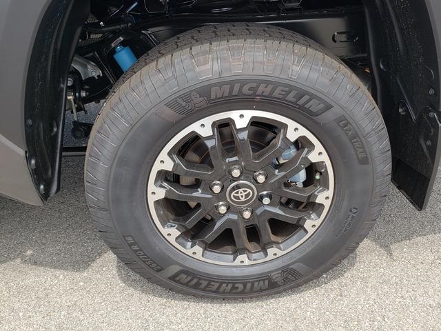 2025 Toyota Tundra SR5 CrewMax photo 20