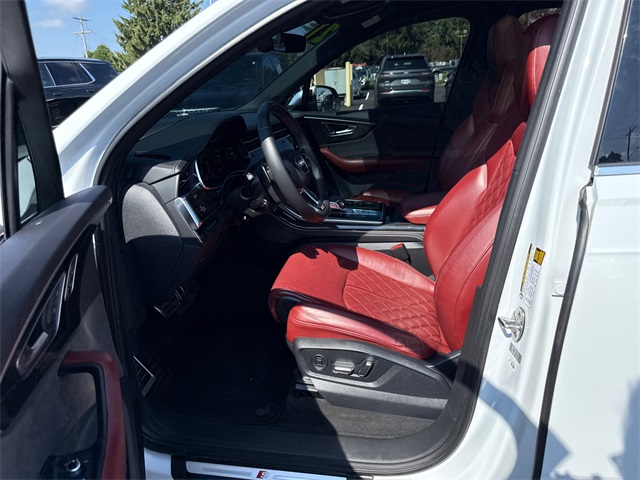 2021 Audi SQ7 Prestige photo 9