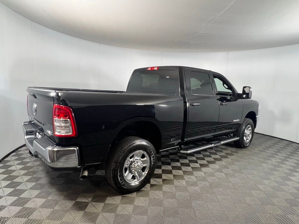2024 Ram 2500 Big Horn photo 2