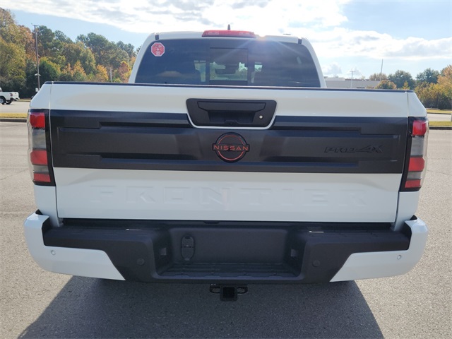 2026 Nissan Frontier PRO-4X photo 4