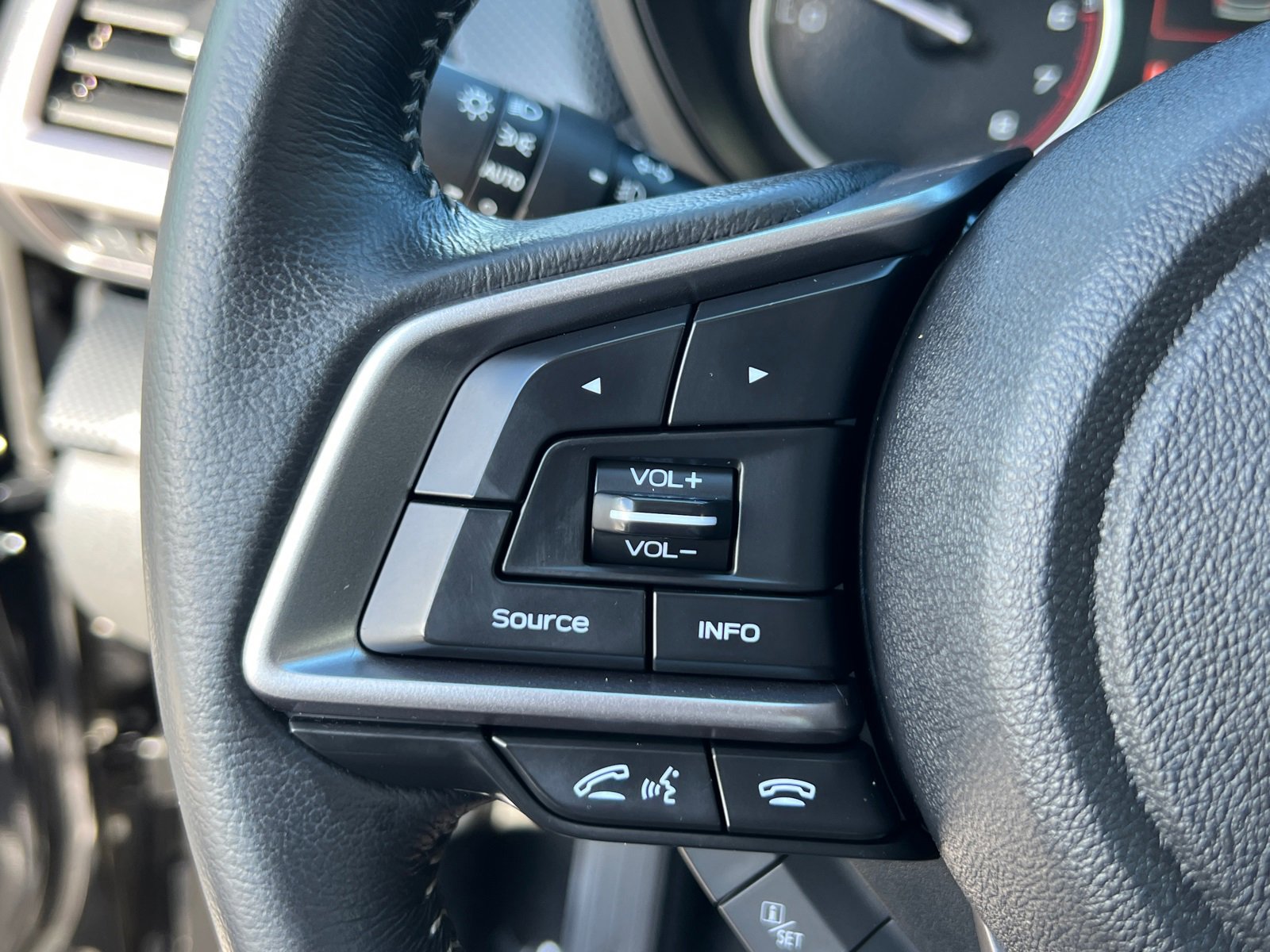 2021 Subaru Forester Premium photo 25